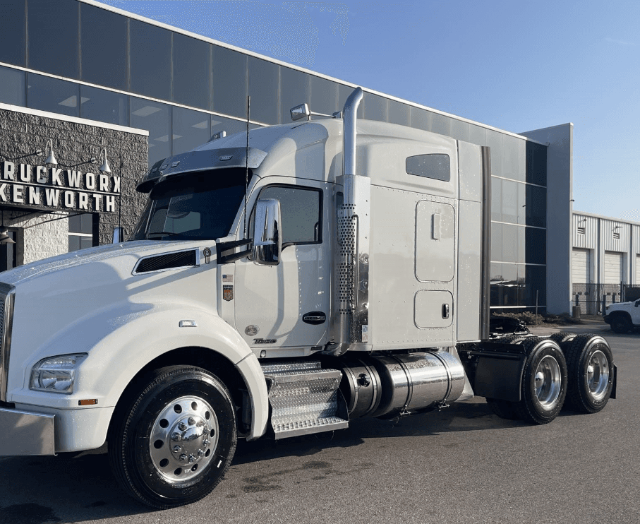 2020 Kenworth T880 image 2