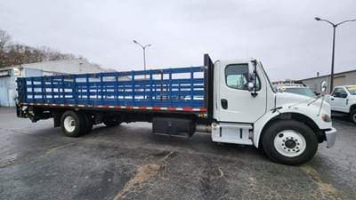 2019 Freightliner M2 image 4