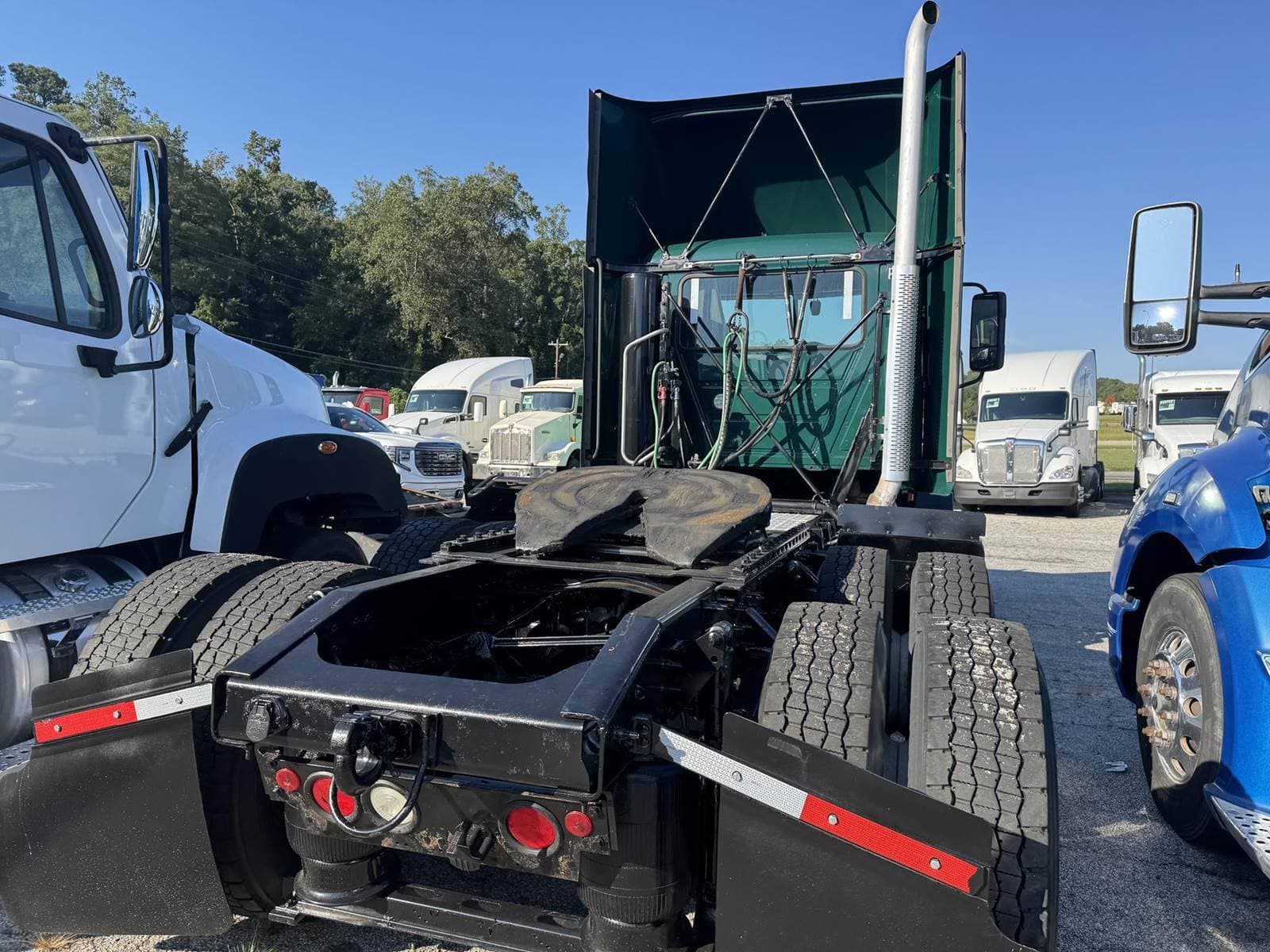 2020 Mack Anthem 64T Day Cab Truck image 17