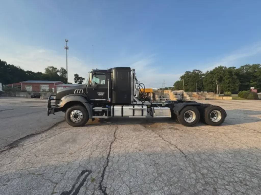 Used 2023 MACK Tractor, Western Hauler, Conventional - Sleeper Truck image 3