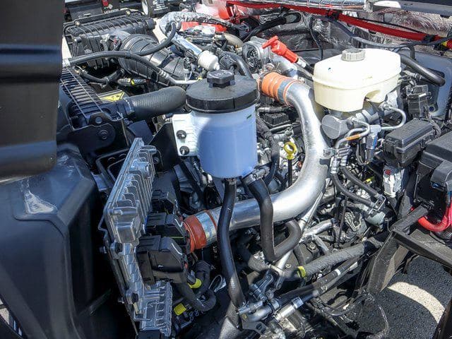 2024 Chevrolet Silverado 5500HD Work Truck 20'x96"x91" Box Truck image 19