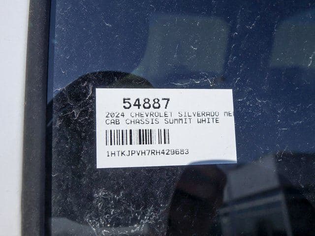 2024 Chevrolet Silverado 4500HD Work Truck image 23