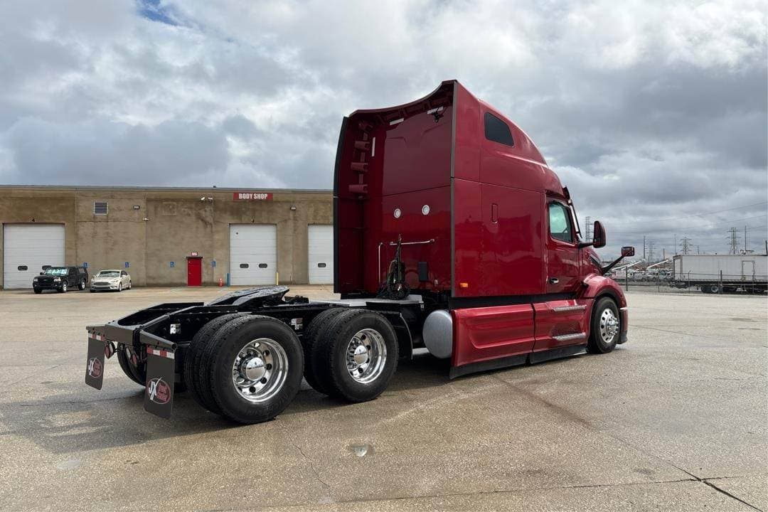 2024 Peterbilt 579 image 6