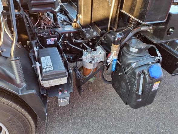 2024 Isuzu NRR image 12