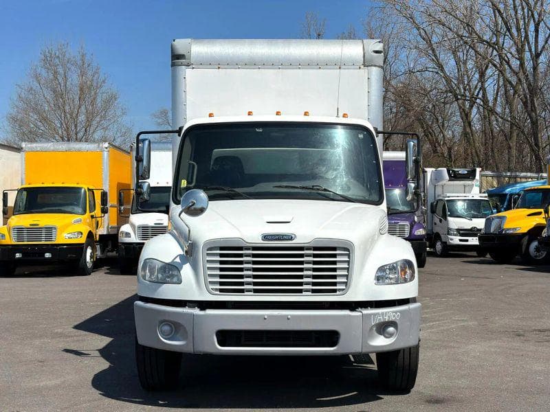 2017 Freightliner Cascadia 125 image 3