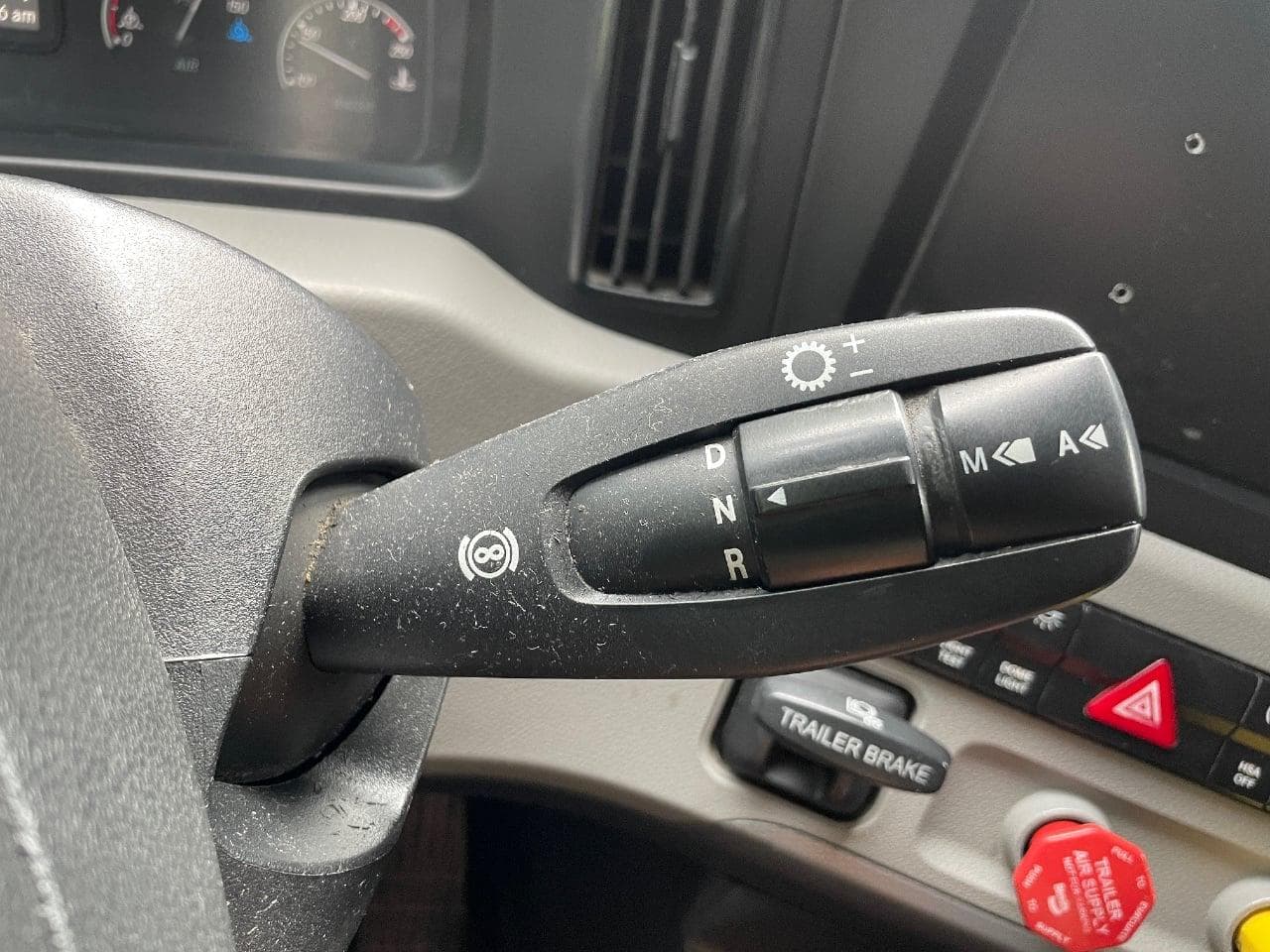 2019 Freightliner Cascadia 126 image 23