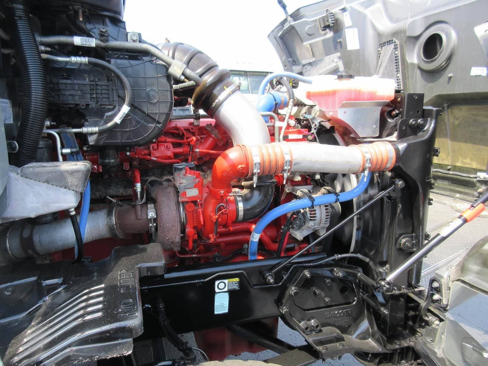 2023 Peterbilt 567 image 10