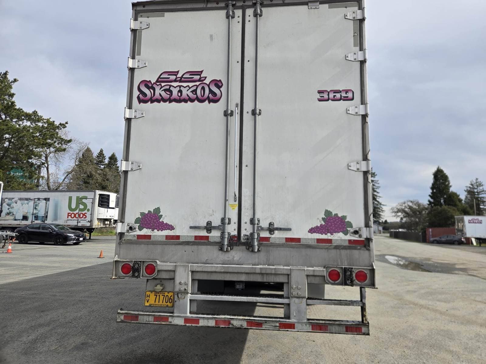 2019 Great Dane 53 ft Reefer Trailer - Fixed Axle, Swing Door, Thermo King image 10