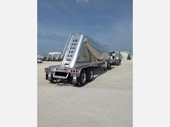 2025 Mac Trailer Mfg 1650 Cft image 5