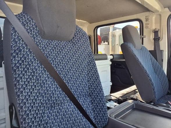 2024 Isuzu NPR HD image 17