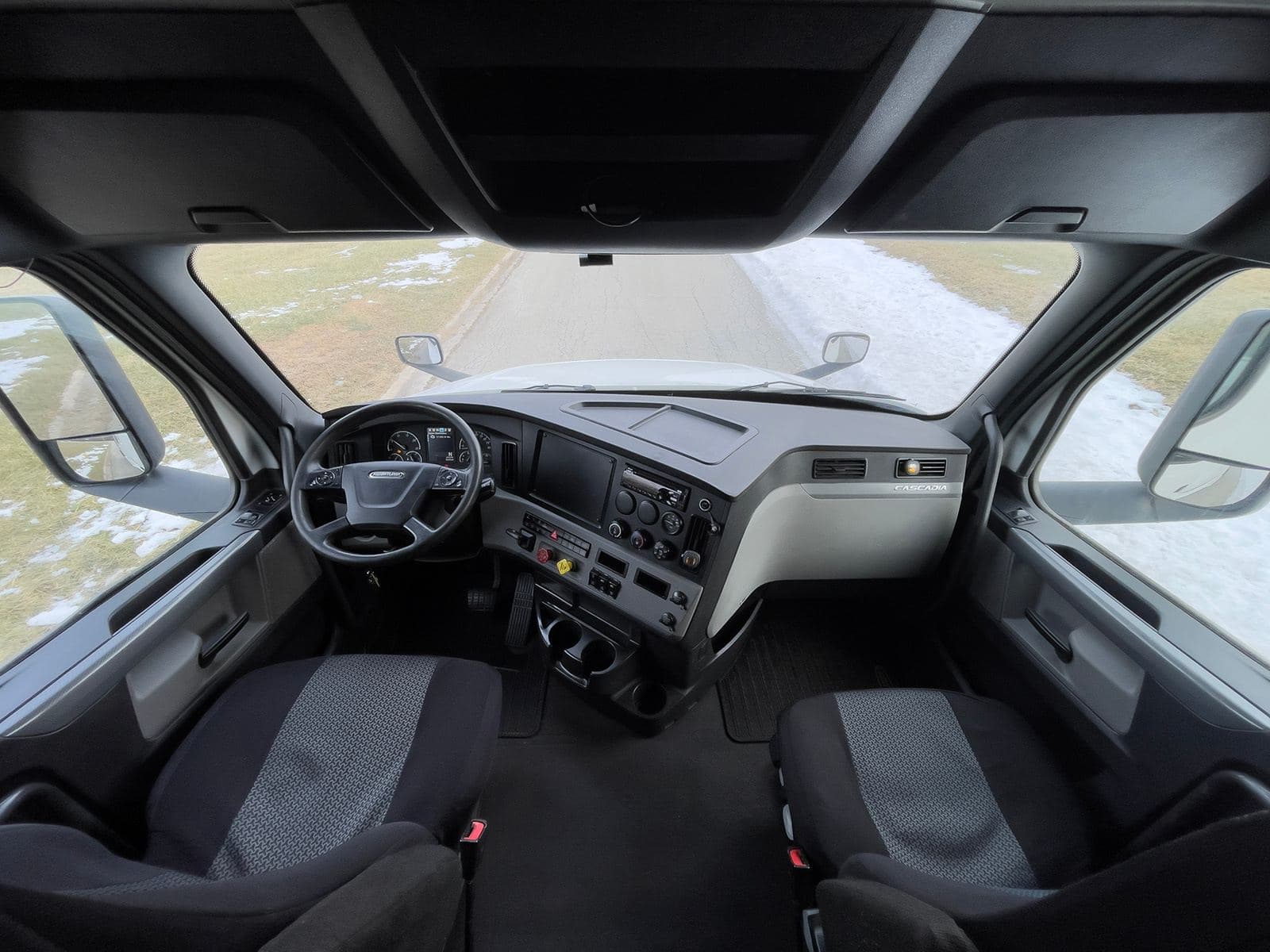 2020 Freightliner Cascadia image 14