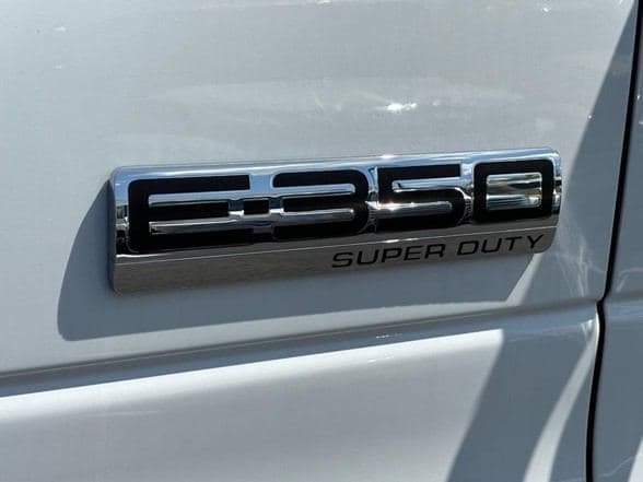 2024 Ford E350 SD image 22