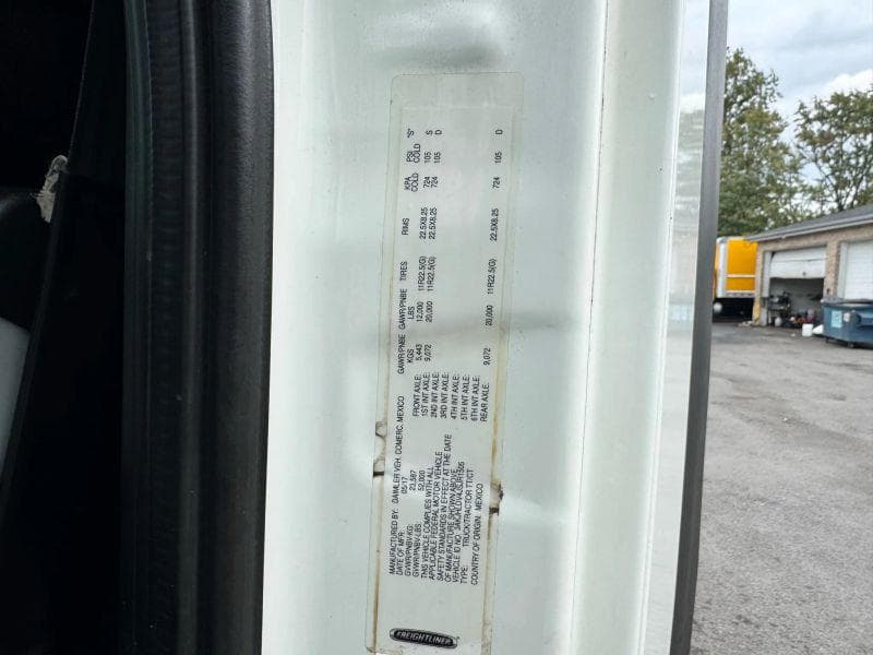 2018 Freightliner Cascadia image 25