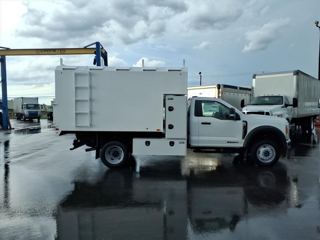 2026 Ford F550 SD XL image 3
