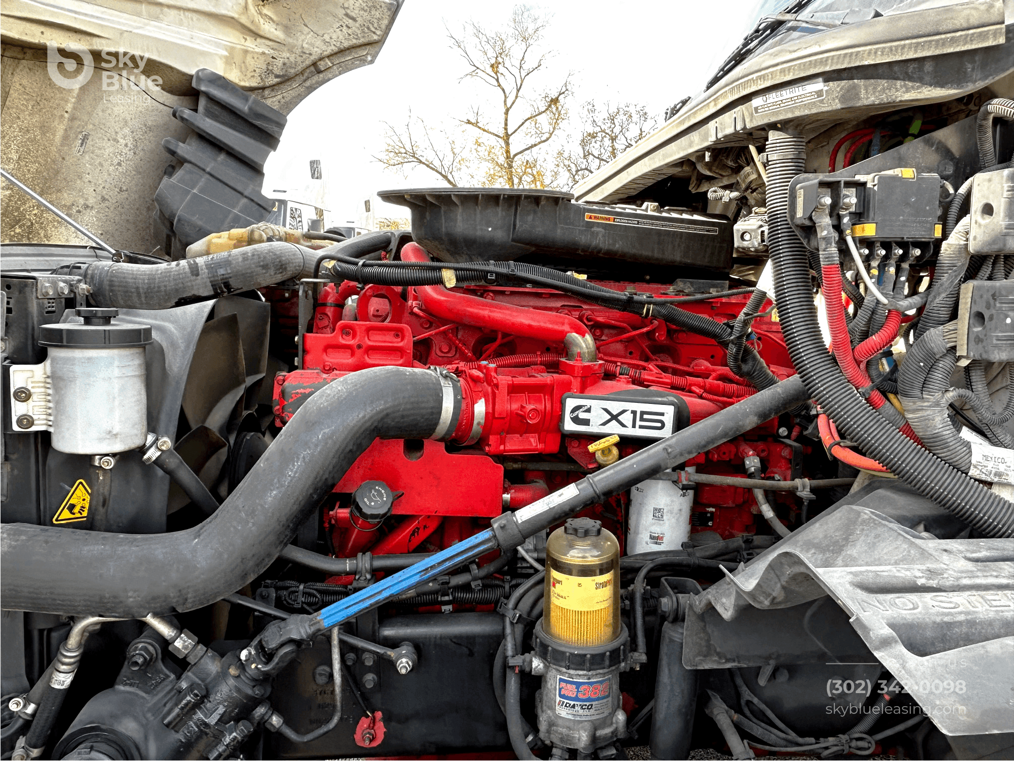 2022 International LT625 image 9