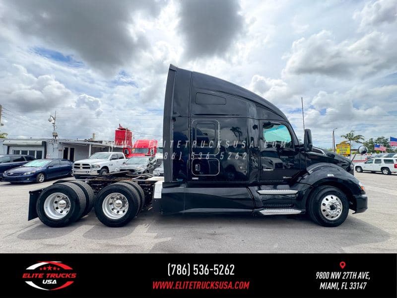 2017 Kenworth T680 image 9