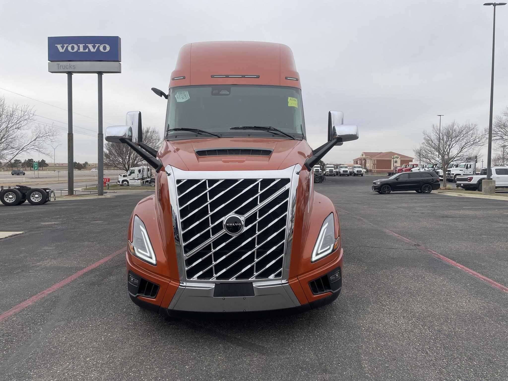 2026 Volvo NEW VNL image 1