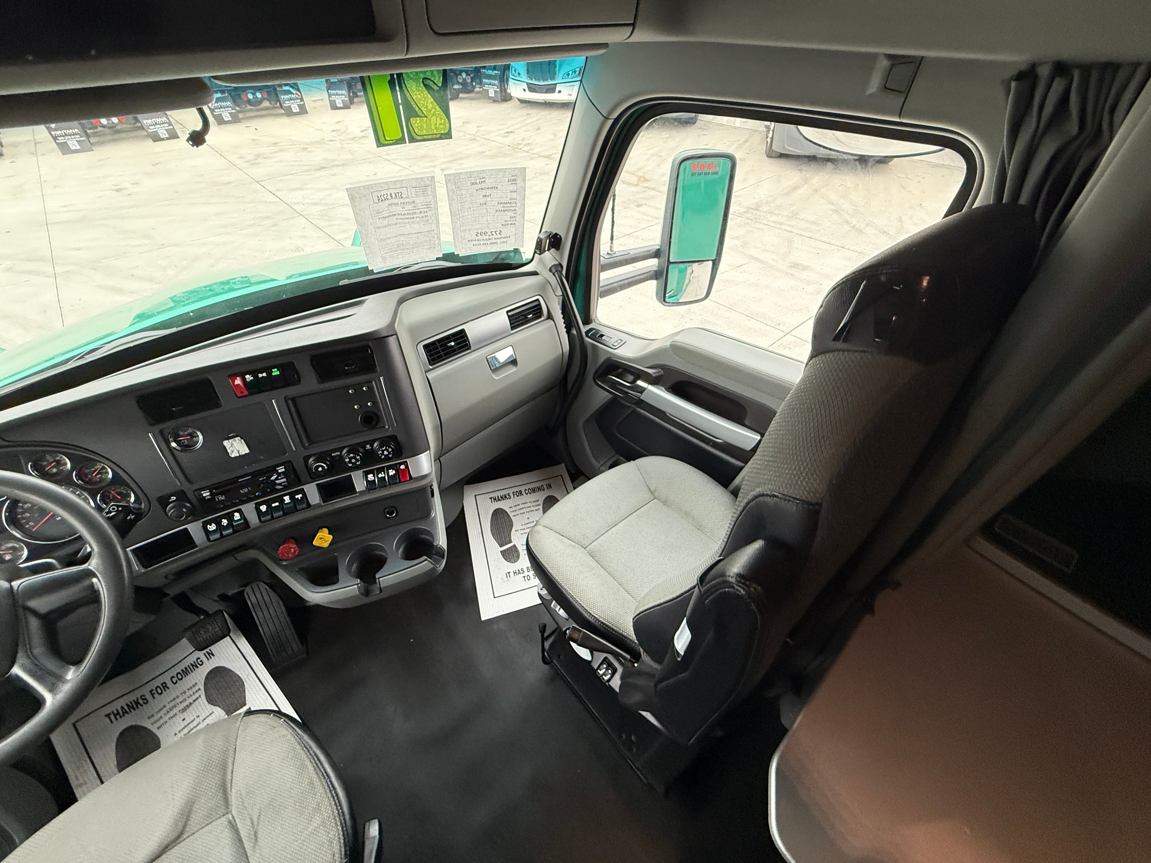 2021 Kenworth T680 image 19