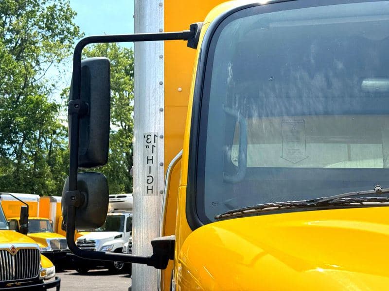 2019 Freightliner Cascadia 125 image 36