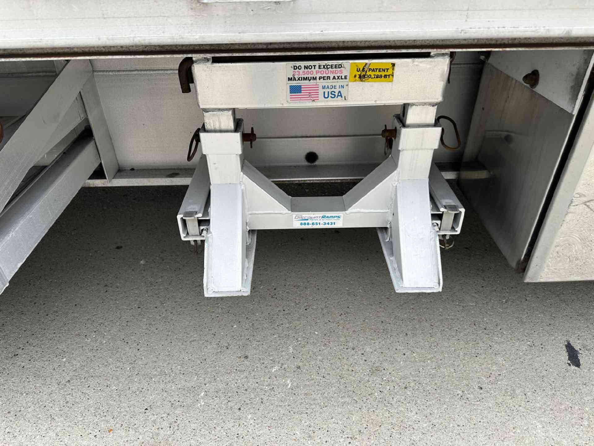 2019 Benson 524A Step Deck image 19