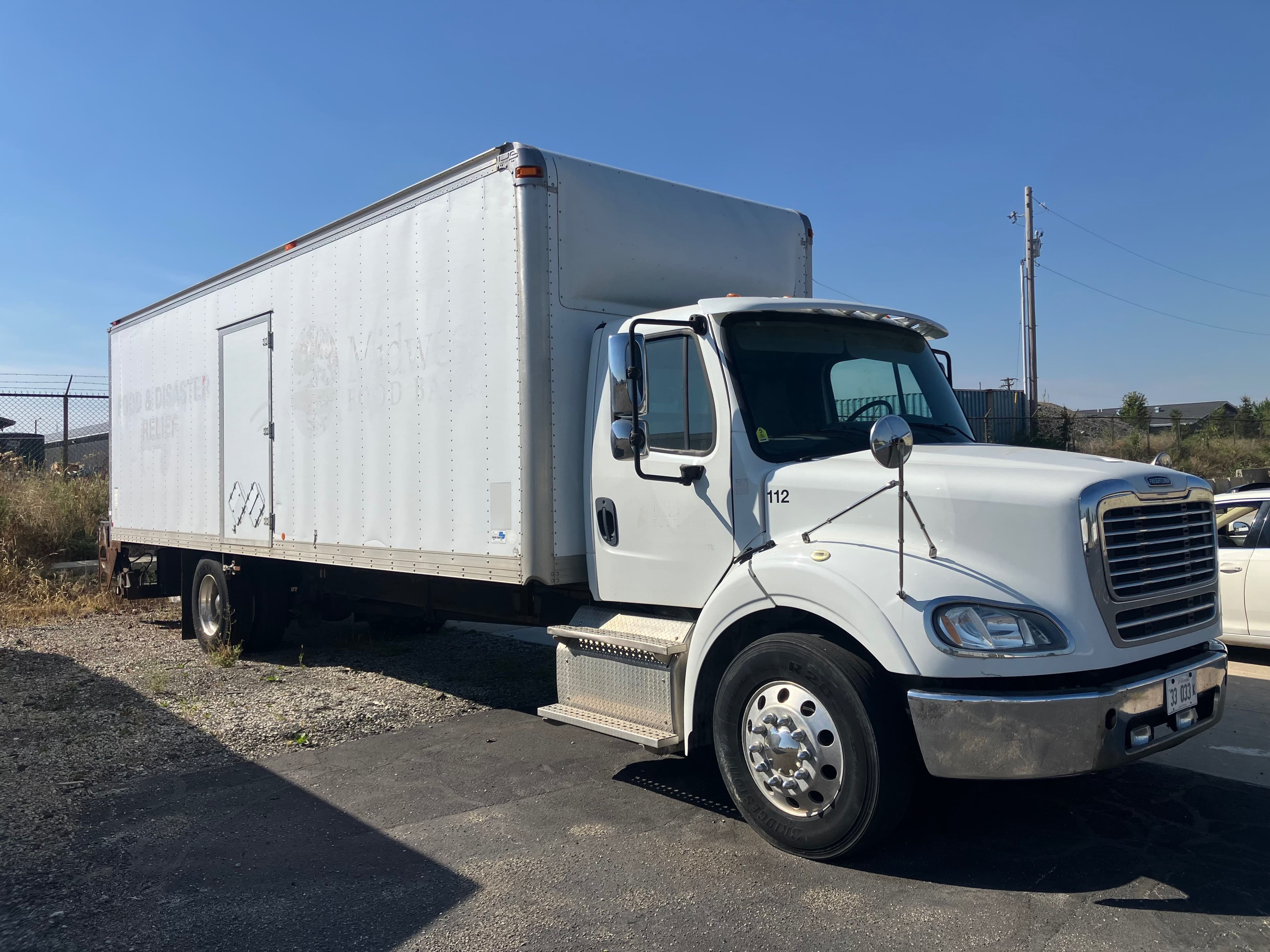 2013 Freightliner M2 image 2