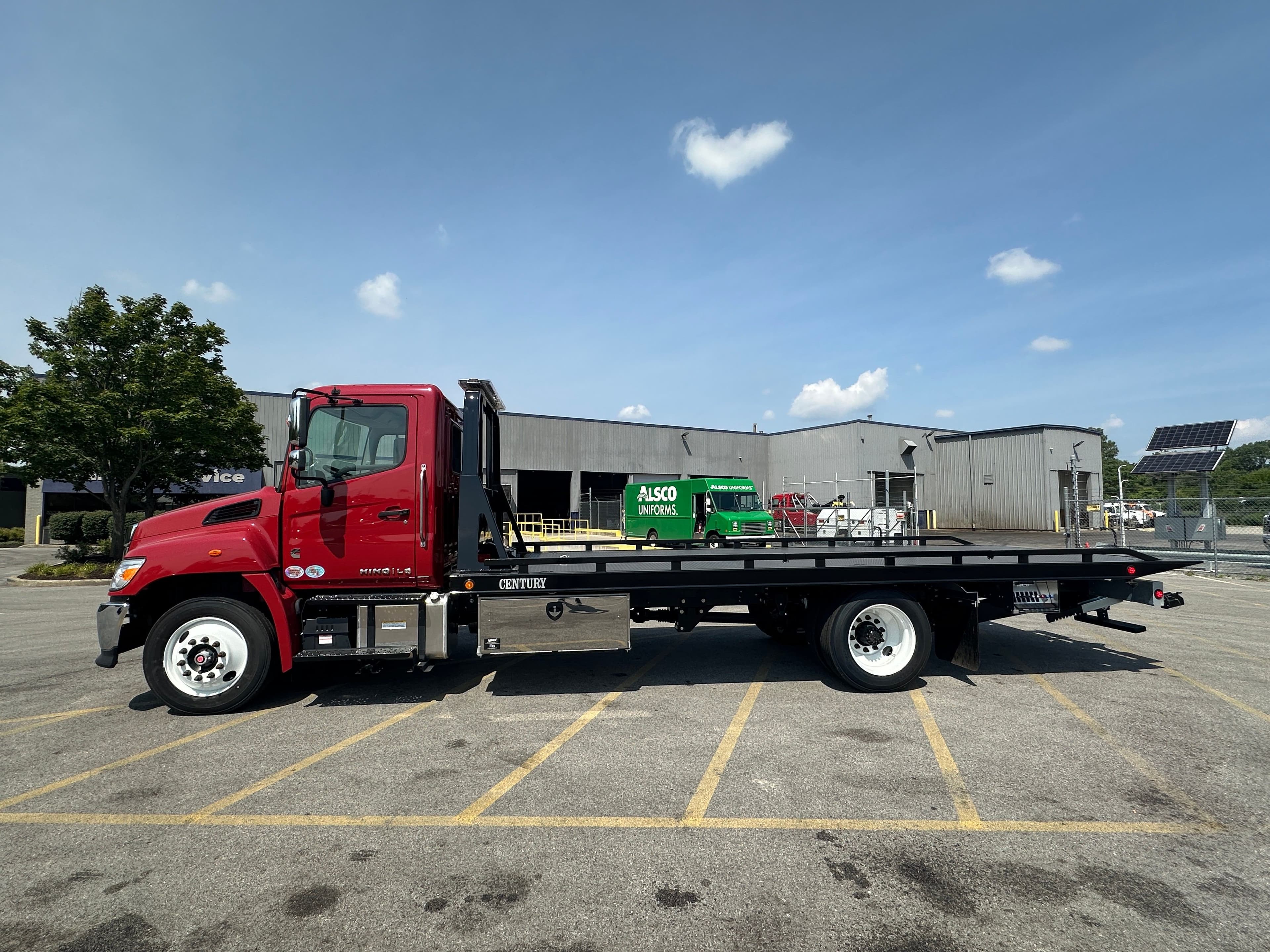 2025 Hino L6 WITH A CENTURY 21.5' STEEL CARRIER  (SK#: 6263C)  image 3