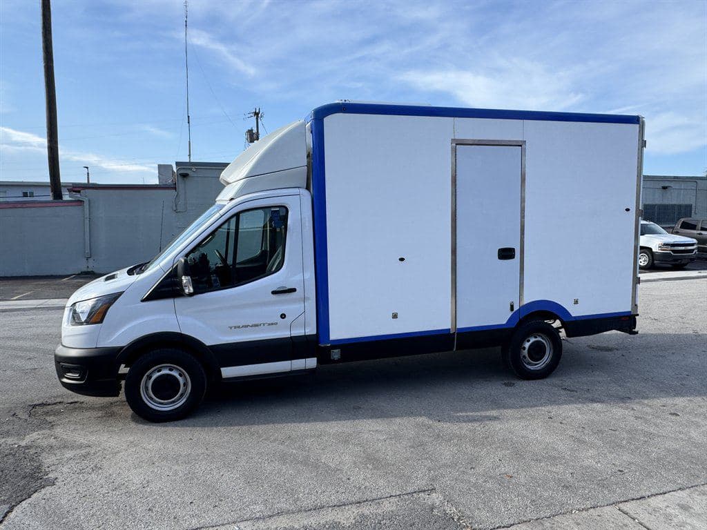 2023 Ford Transit T-350 image 6