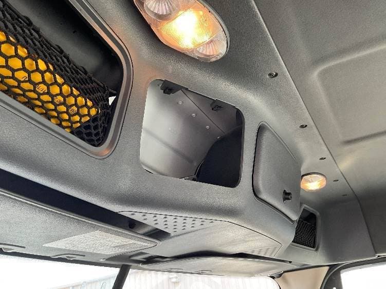 2018 Freightliner Cascadia image 3