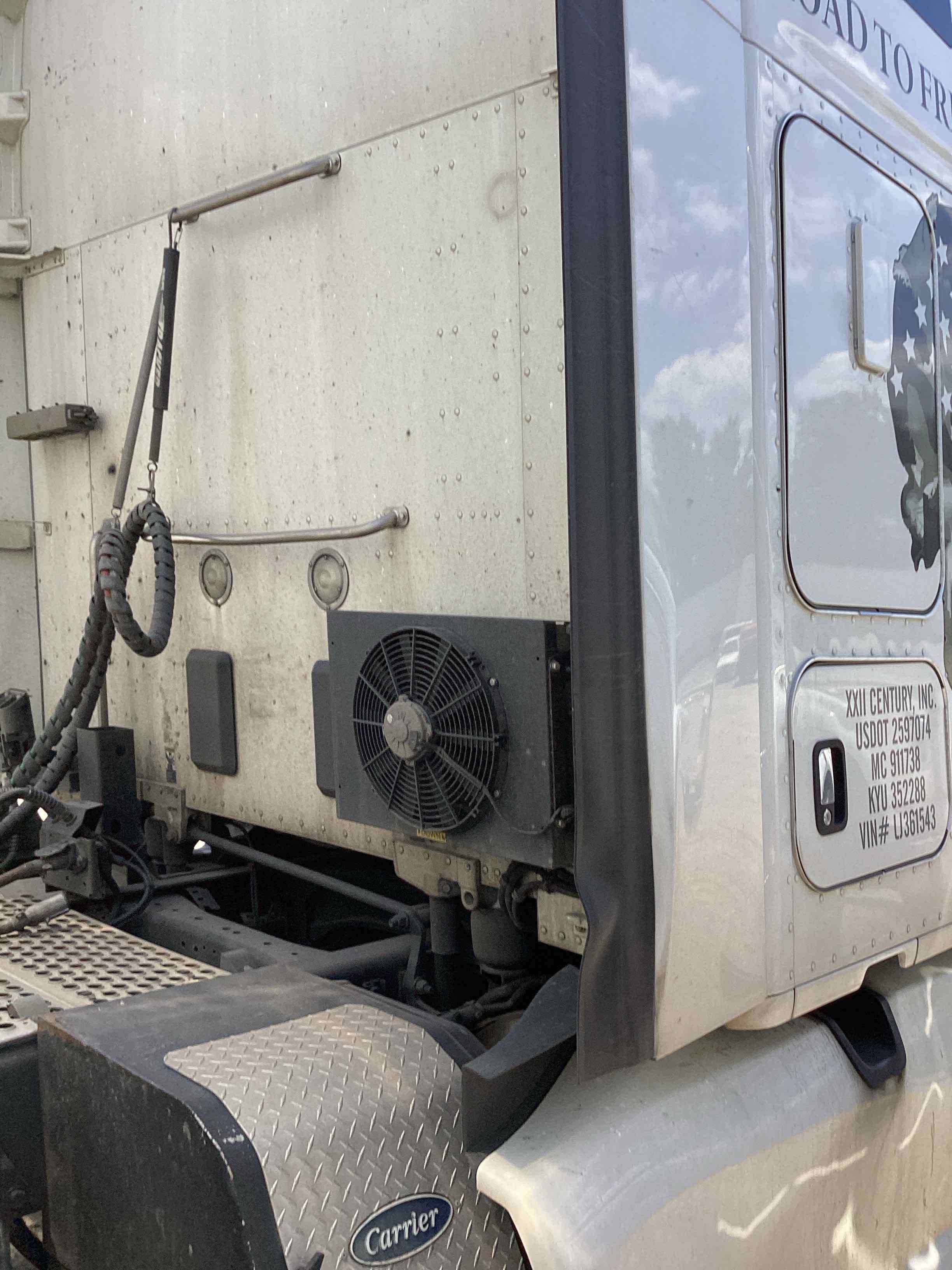 2020 Kenworth T680 – PACCAR MX-13 | 436,523 Miles image 4