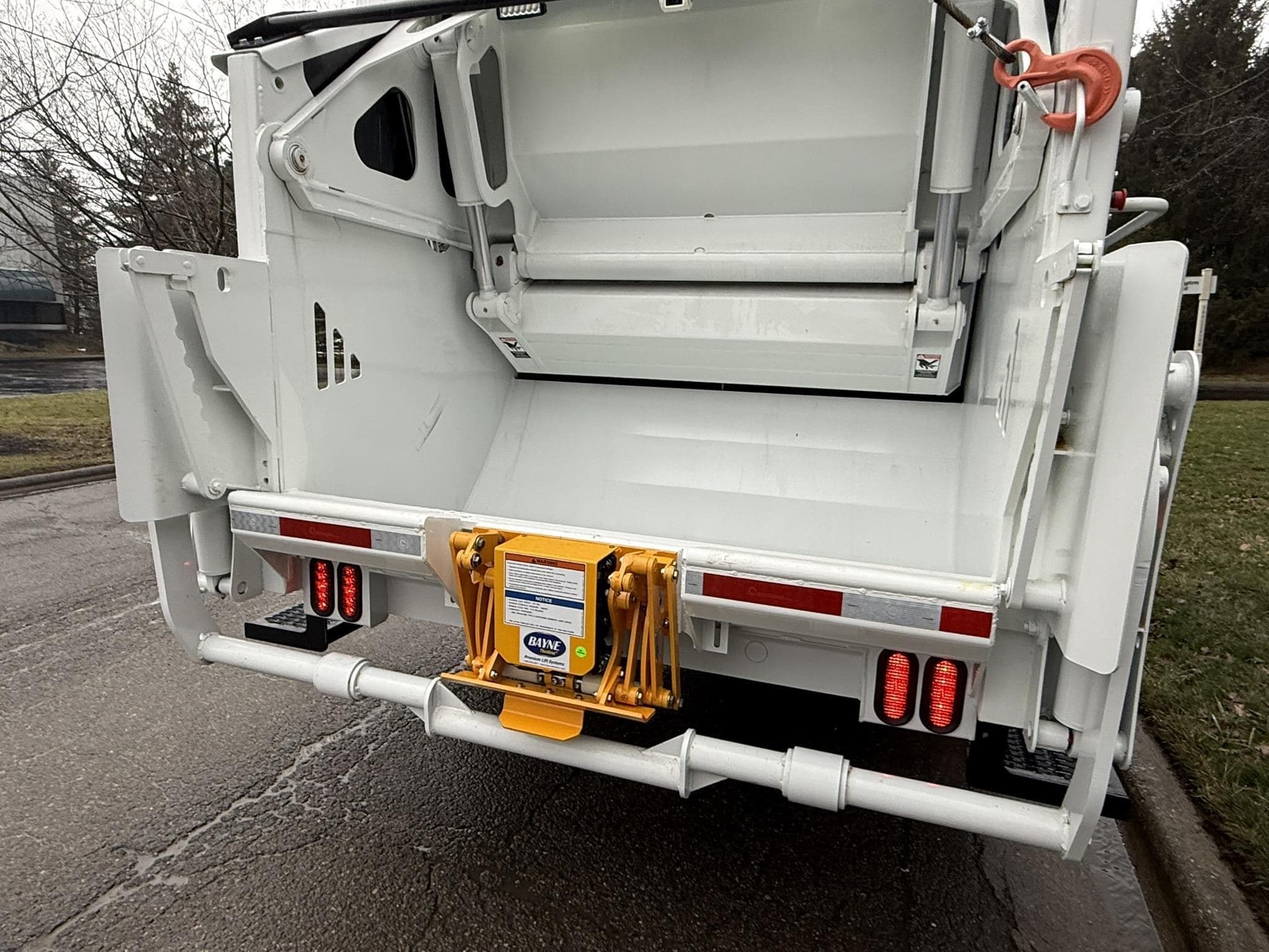 2025 MACK MD6 120090 image 12