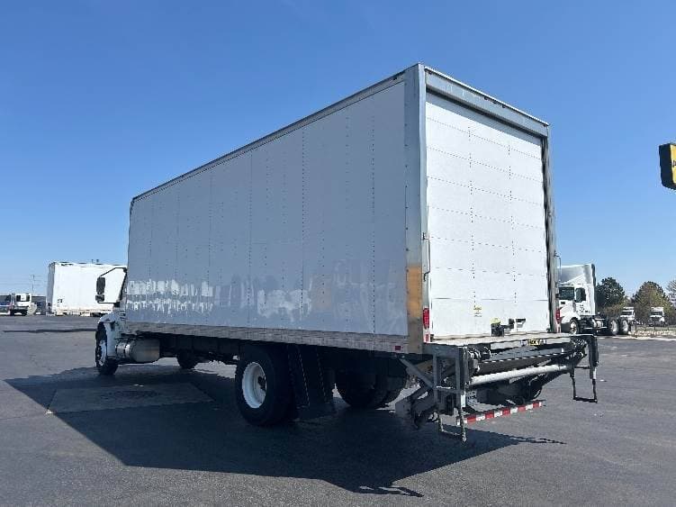 2022 International MV607 Box Truck - 220HP, 6 Speed Automatic, Roll up Door image 6