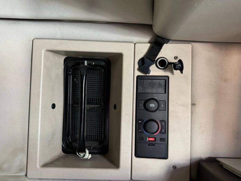 2012 Volvo VNL image 84