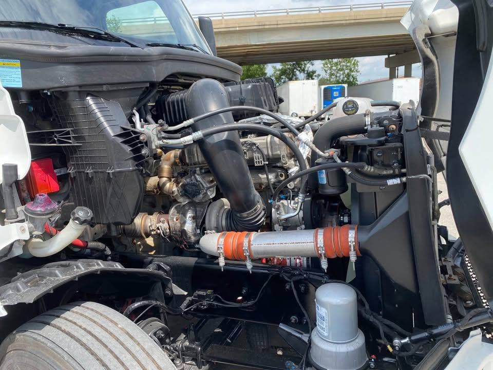 2022 Freightliner Cascadia image 8