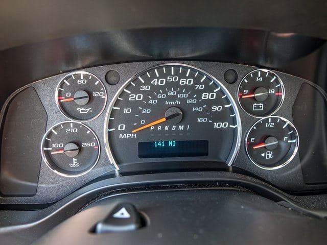 2025 Chevrolet Express 3500 Work Van Cutaway image 12