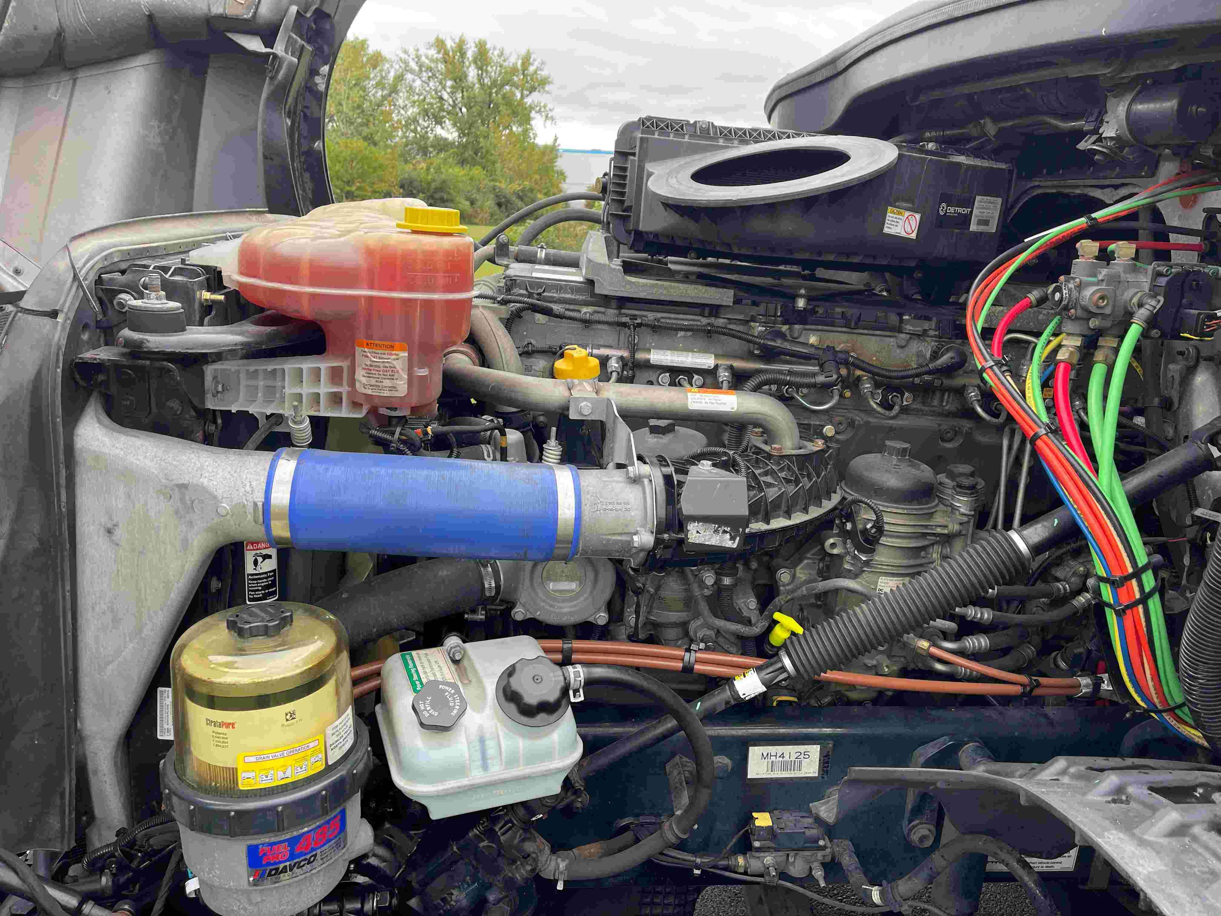 2021 Freightliner Cascadia 126 image 8