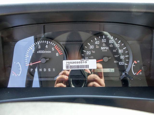 2025 Chevrolet 4500 HG LCF Gas Work Truck 150" Wheelbase Cab Chassis image 11