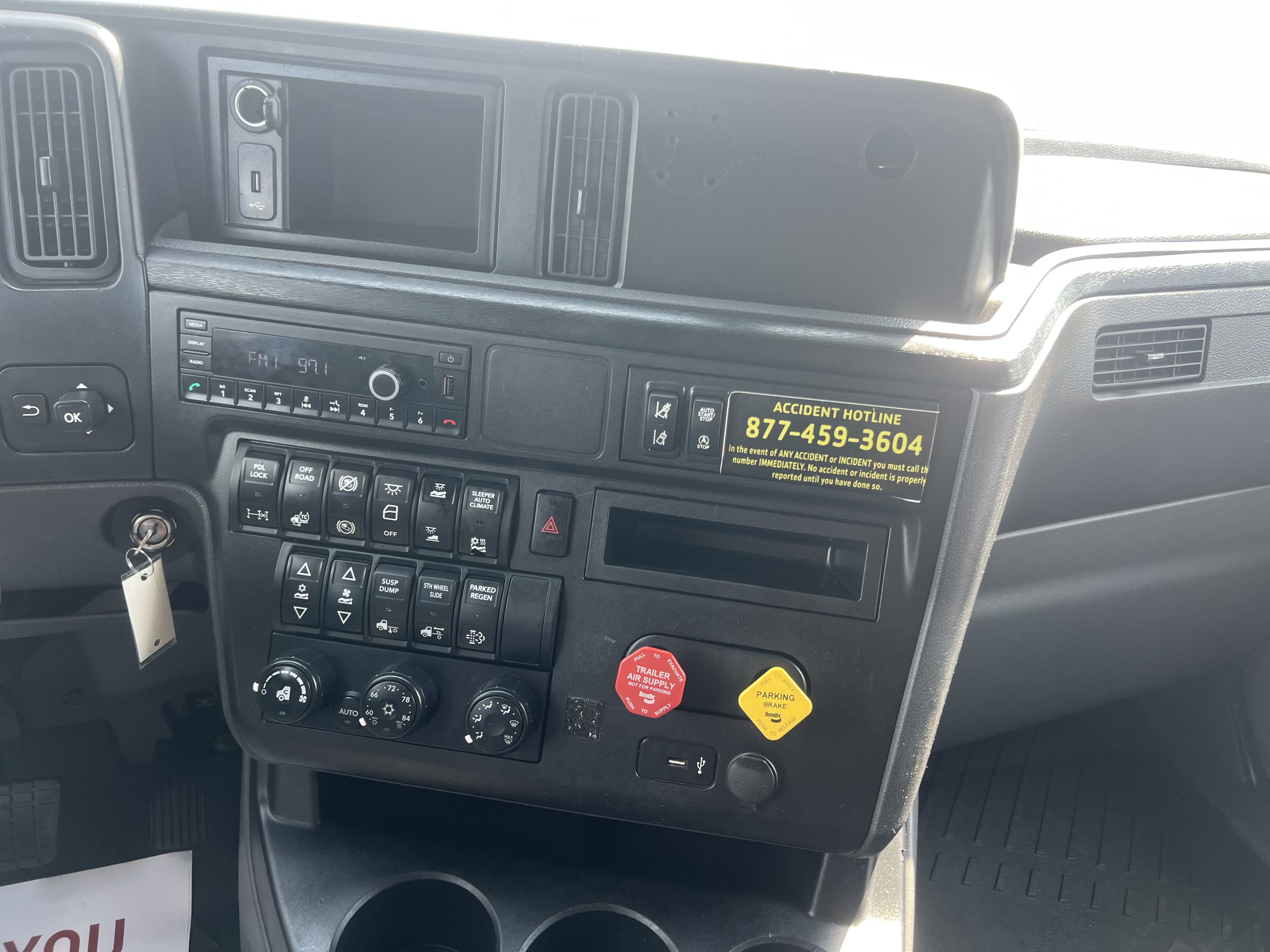 2022 International 1652 image 5