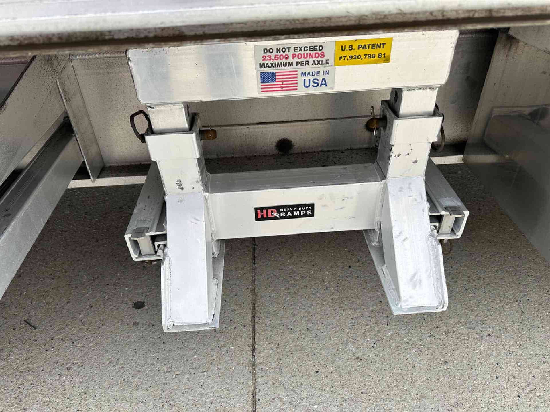 2019 Benson 524 A Step Deck image 15