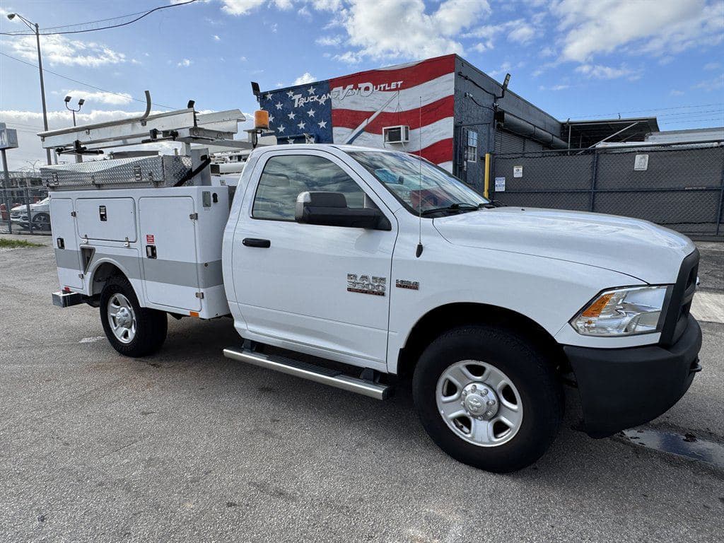 2016 Ram 3500 Tradesman image 19