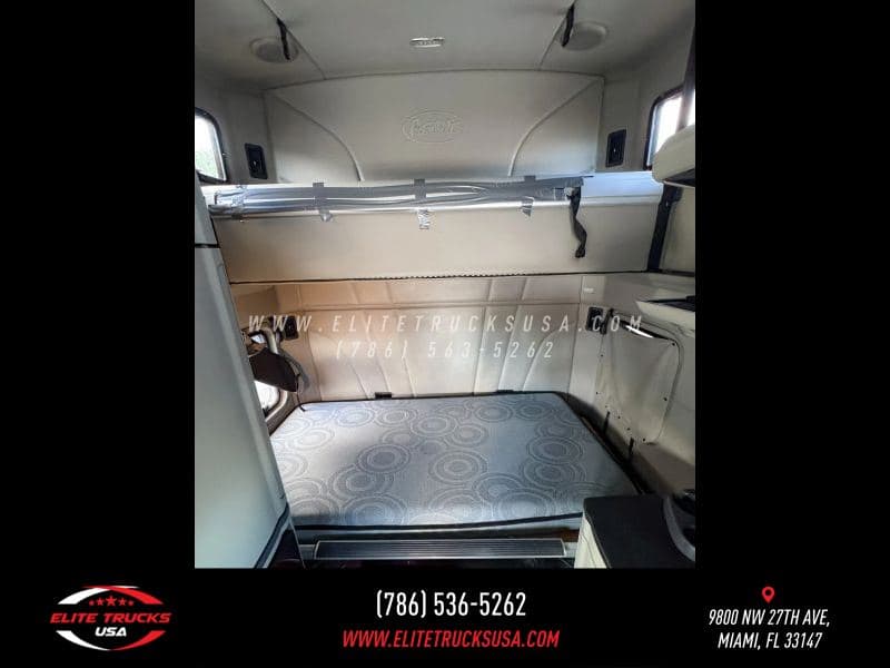 2019 Peterbilt 579 image 19