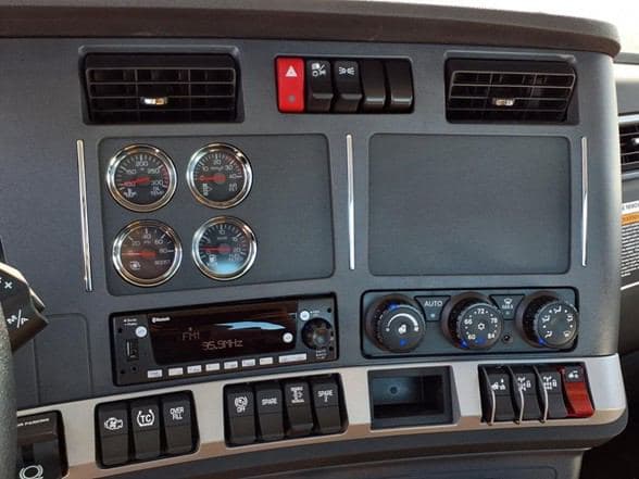 2025 Kenworth T880 image 20