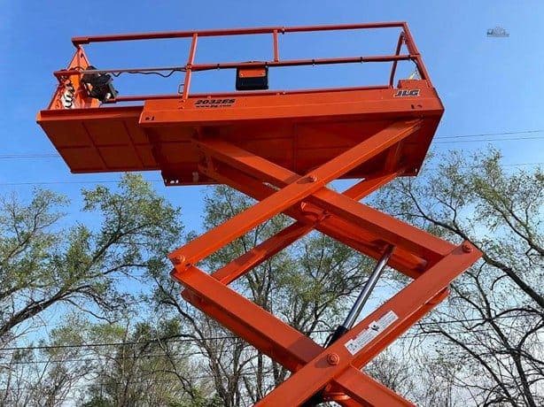 2015 JLG 2032ES image 6