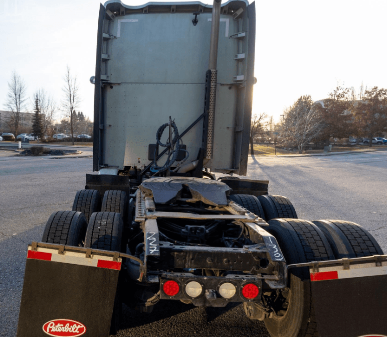 2020 Kenworth T680 image 6