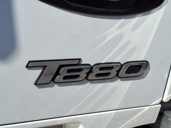 2025 Kenworth T880 image 14