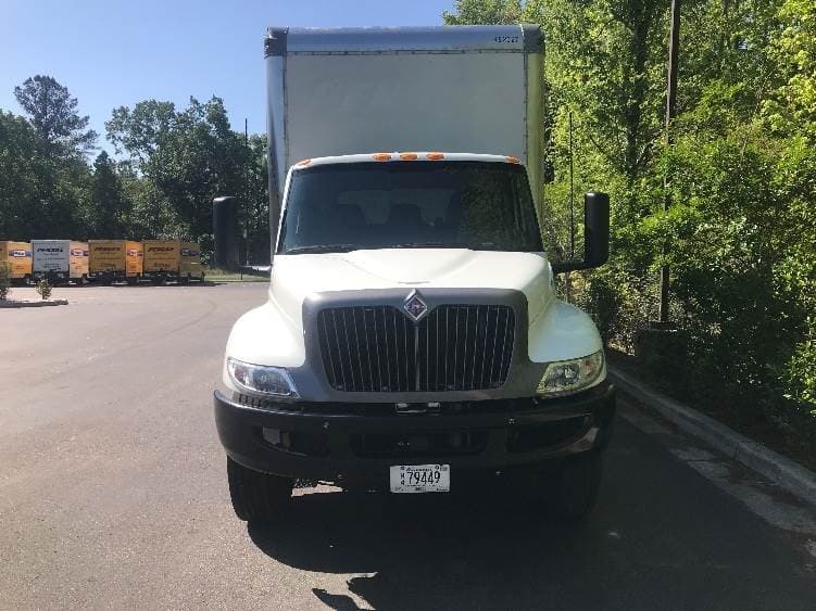 2022 International MV607 Box Truck - 220HP, 6 Speed Automatic, Roll up Door image 2