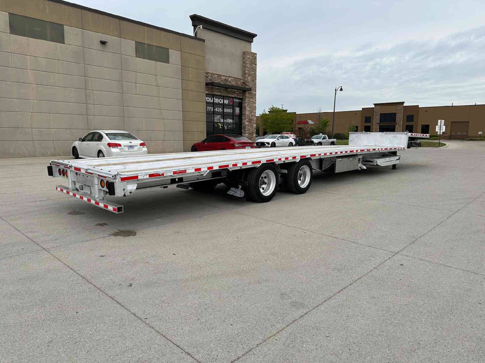 2019 Benson 524 A Step Deck image 9