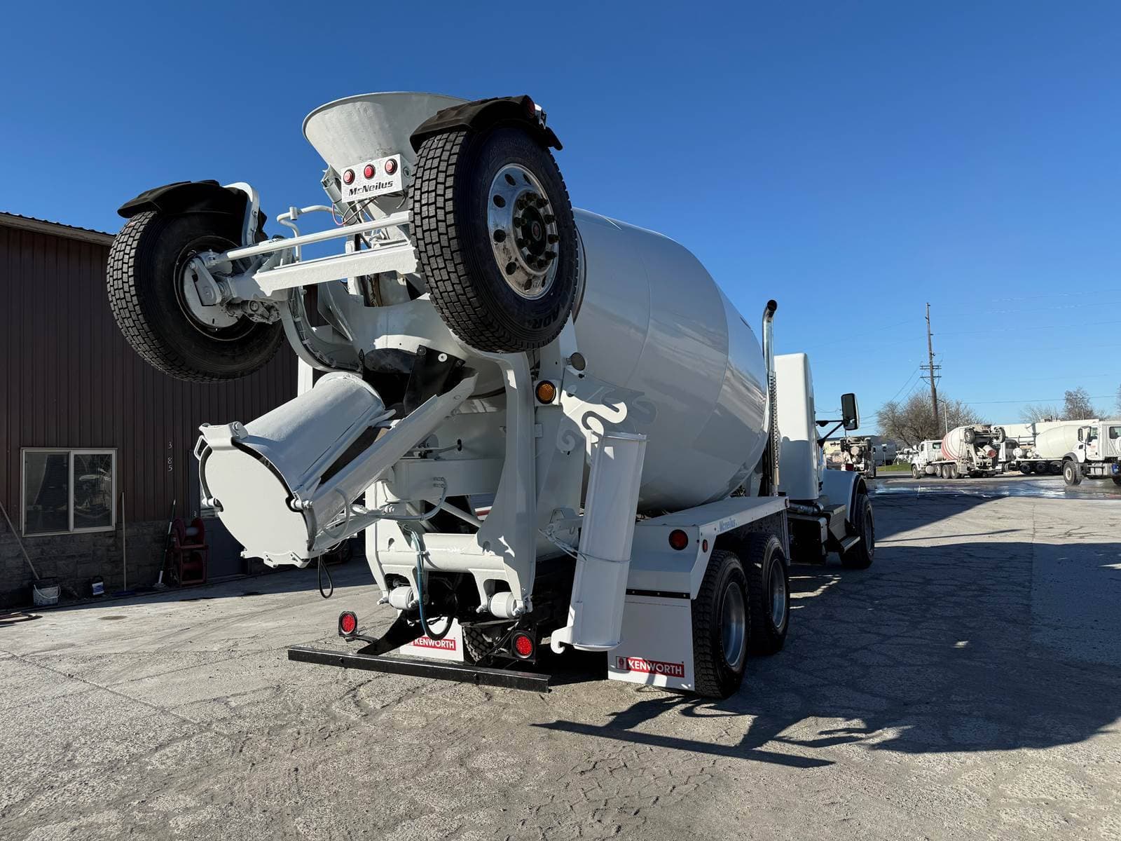 2016 Kenworth W9 Series image 12