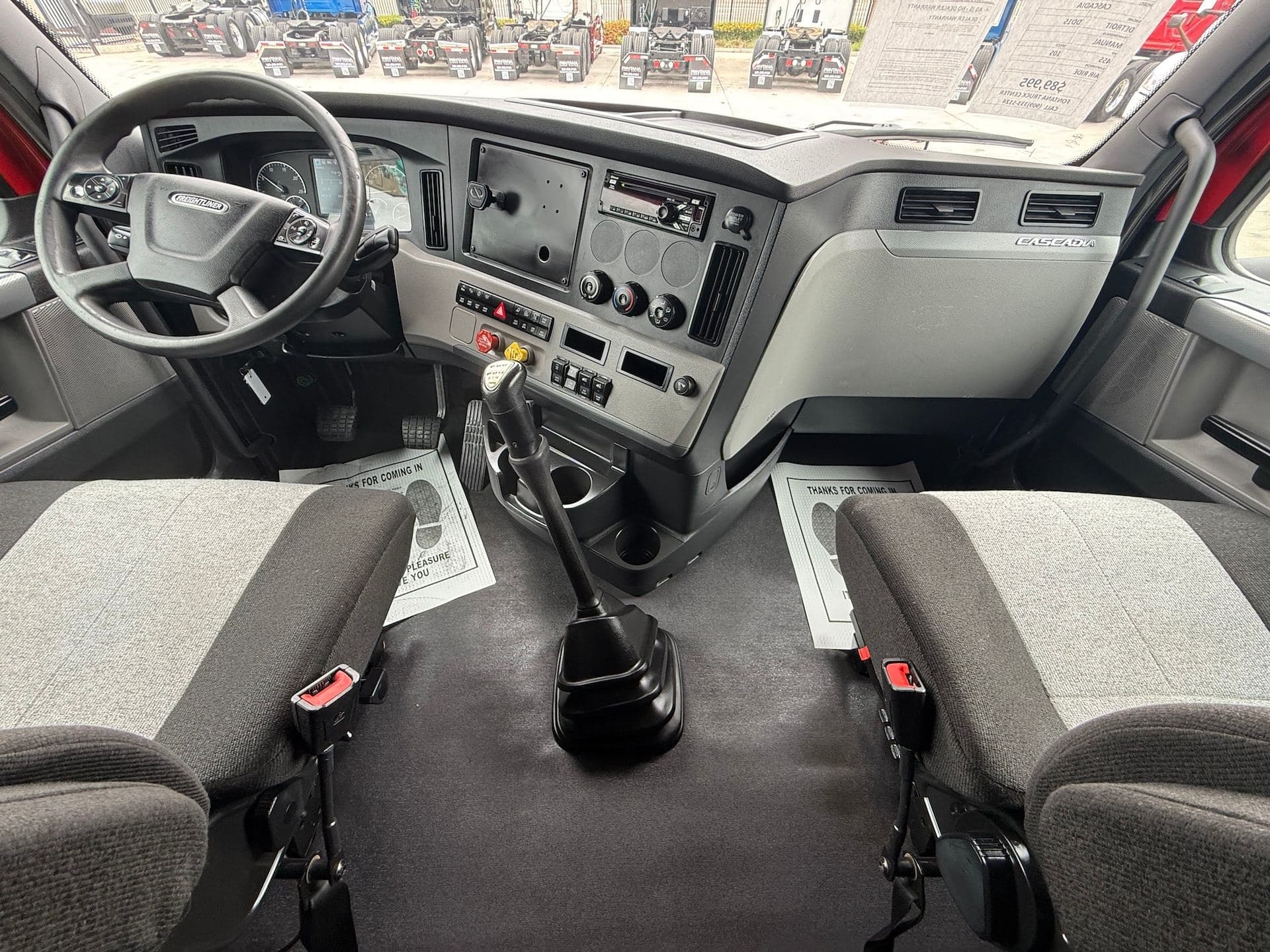 2021 Freightliner Cascadia 126 image 30