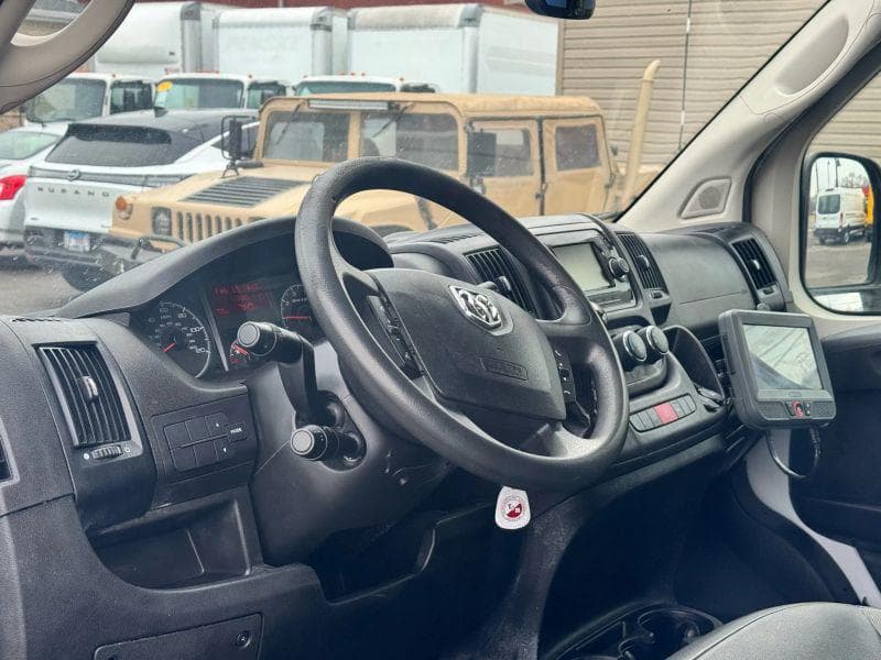 2019 Ram 1500 CLASSIC image 15