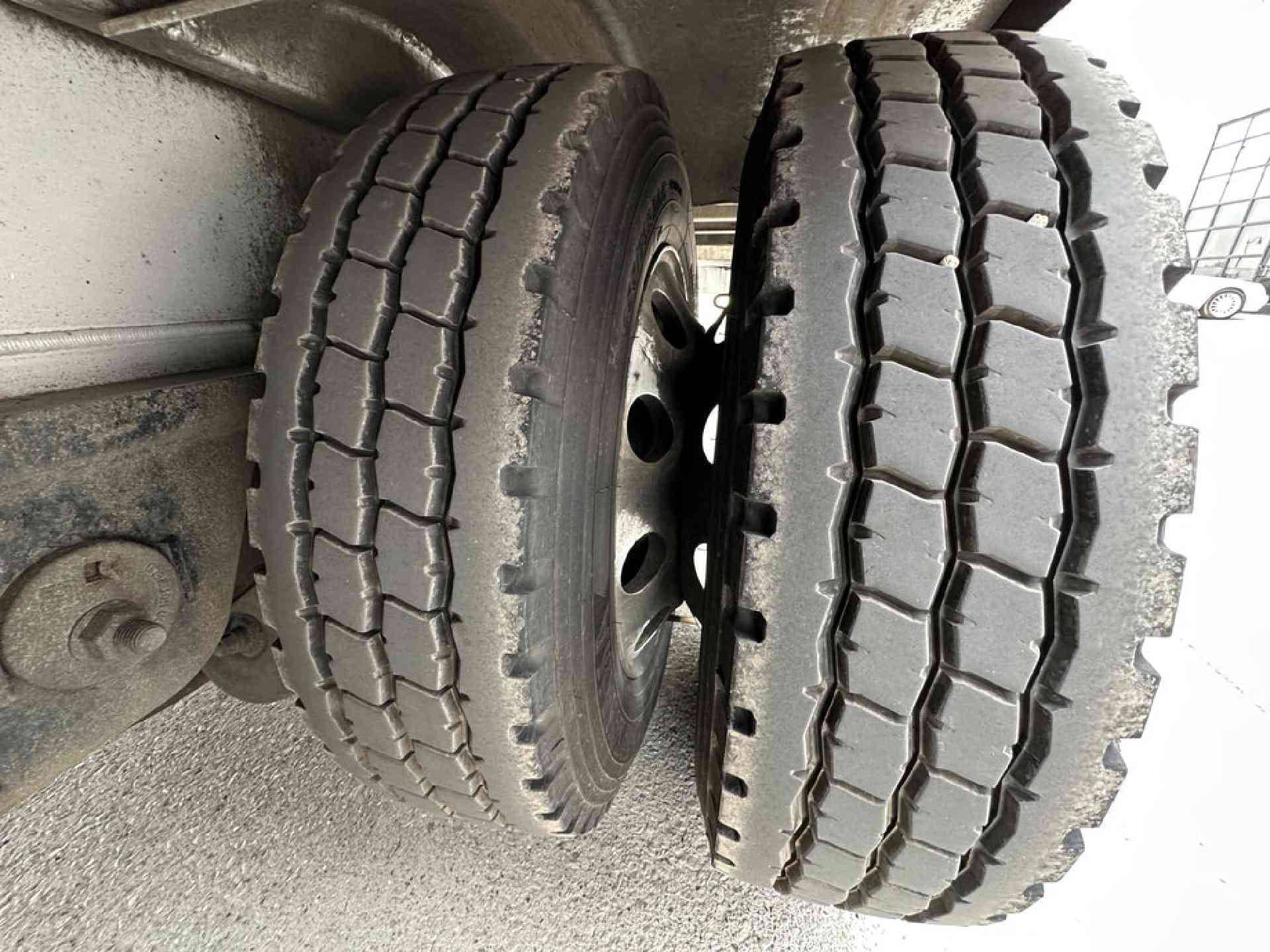 2019 Benson 524A Step Deck image 11